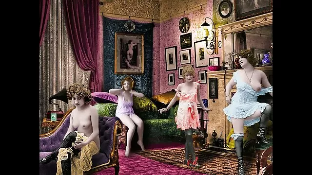 美しい女は、通りでフェラチオでクライアントに奉仕します。 アダルト ビデオ 女性 向き