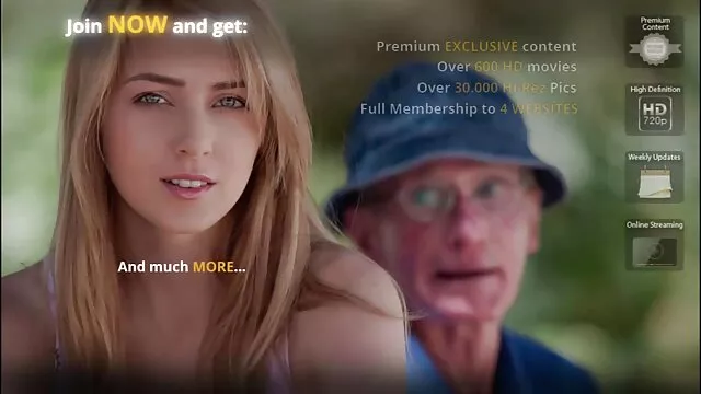 巨大なコックに彼女の口を働かせている女の子について 女の子 の 為 の アダルト ビデオ