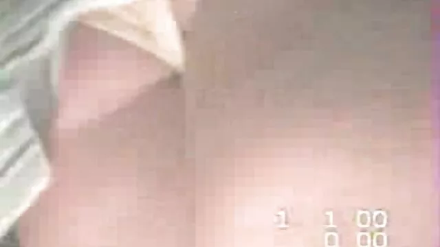 ポルノスターが別の男女のマッサージを行います。 女の子 の ため の アダルト ビデオ