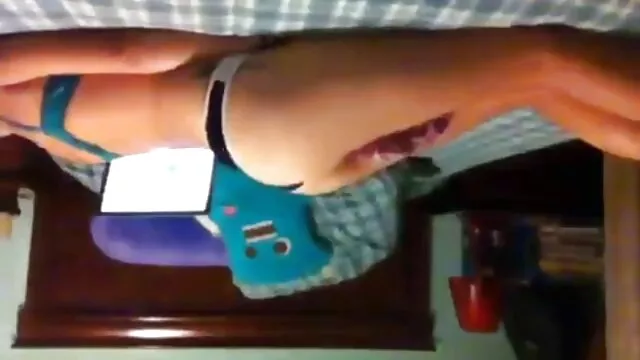 二人の男は残酷に若い日本人を性交し、屈辱のために彼女を泣かせる。 女の子 向け アダルト ビデオ