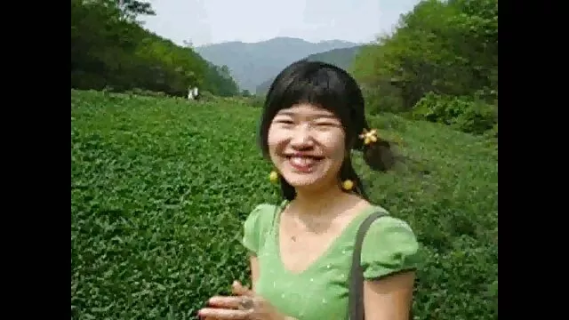 アジアの大人の床にベッドと広がりの足を待って弄 女子 の 為 の アダルト ビデオ