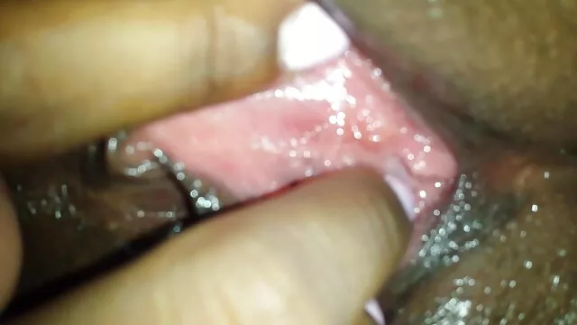 忍び寄るクラブ乱交と名誉クラブメンバー 女の子 の ため の アダルト ビデオ