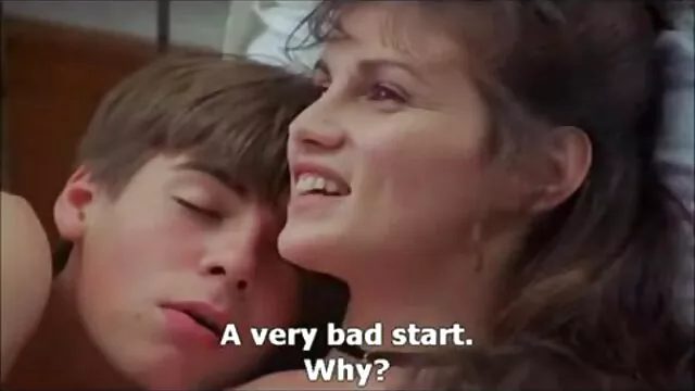 複数のオブジェクトを持つ若いみだらの極端な肛門の編集 女の子 向け アダルト ビデオ