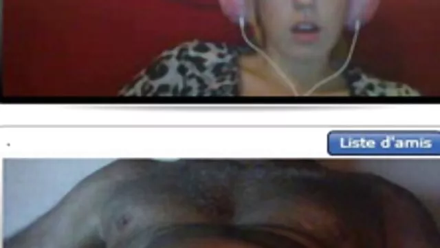 女の子はconvertiblesを運転し、赤ん坊を吸う。 アダルト ビデオ 女性 向け