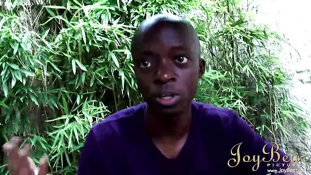 熟女は夫のためにふわふわの黒を持ってきて、それらを良くします、先生。 女性 の ため の 無料 アダルト ビデオ