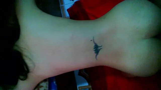 若手大幅美女の子様の添い寝はベッドの上によりできる彼女の滑りにカメラの前に アダルト ビデオ 女性 向き