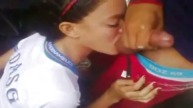 アナルを目指してポルノスターを訪れる 女 用 アダルト ビデオ