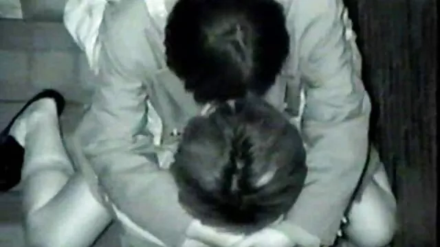 若い落ちた女の子は、彼らの口でコックをオンにし、薬漬けになる アダルト ビデオ 女性 向け 無料