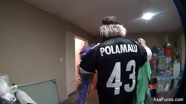 二つの堕落したマッサージ師は簡単に彼らとレズビアンの性交でクライアントを喜ばせます。 女子 の 為 の アダルト ビデオ