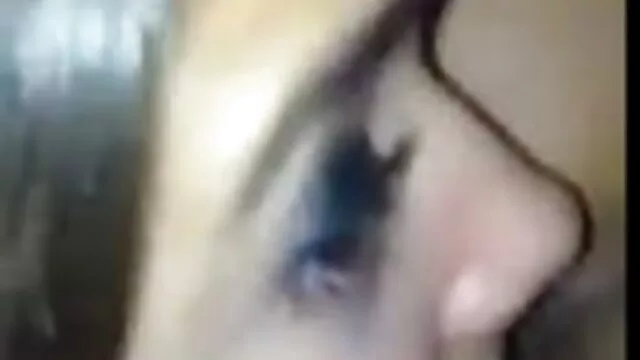 UCの男は台所で若い日本の女の子の口の中で良い感じ。 女性 向け 無料 エロ ビデオ